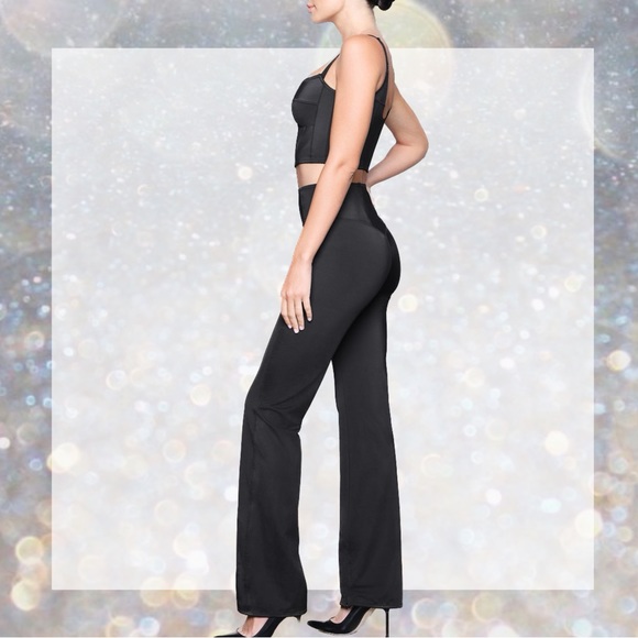 SKIMS Glam Bustier in Onyx size S NWT! RARE! - Picture 3 of 5